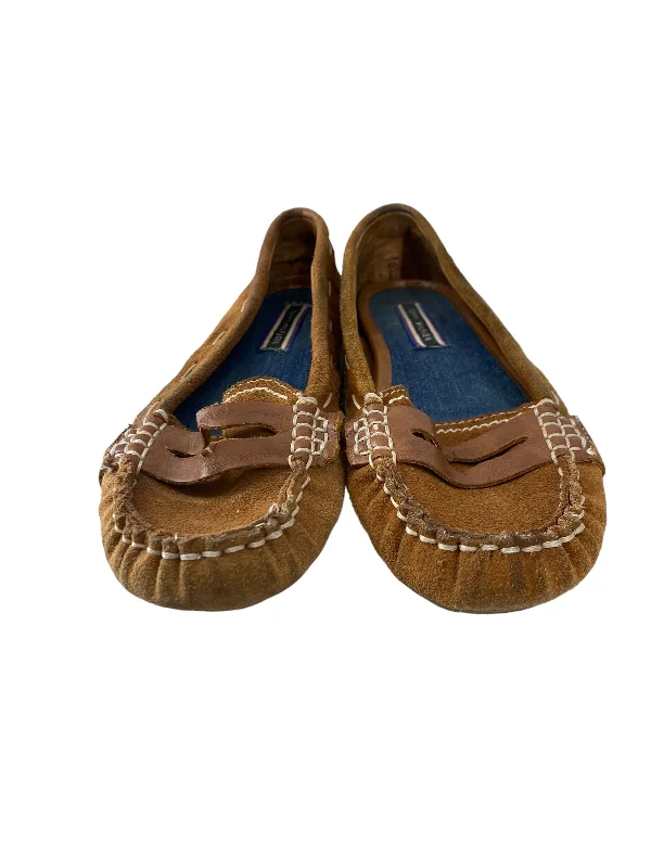 Flats with eye-catching designs -Shoes Flats By Tommy Hilfiger In Brown, Size: 6