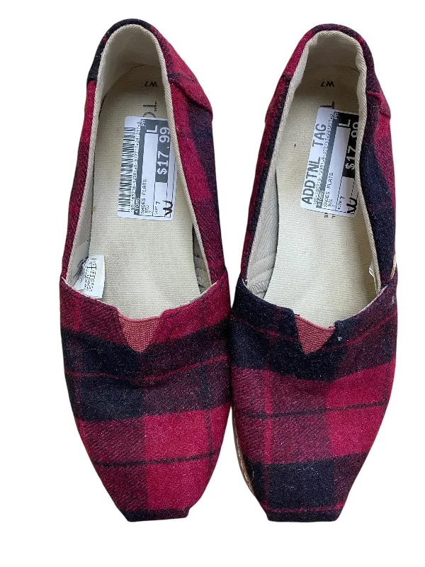 Flats for outdoor night strolls -Shoes Flats By Toms In Red, Size: 7