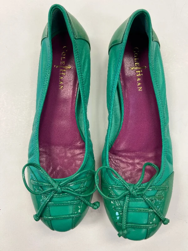 Flats for fast-paced lifestyles -Green Shoes Flats Cole-haan, Size 7.5