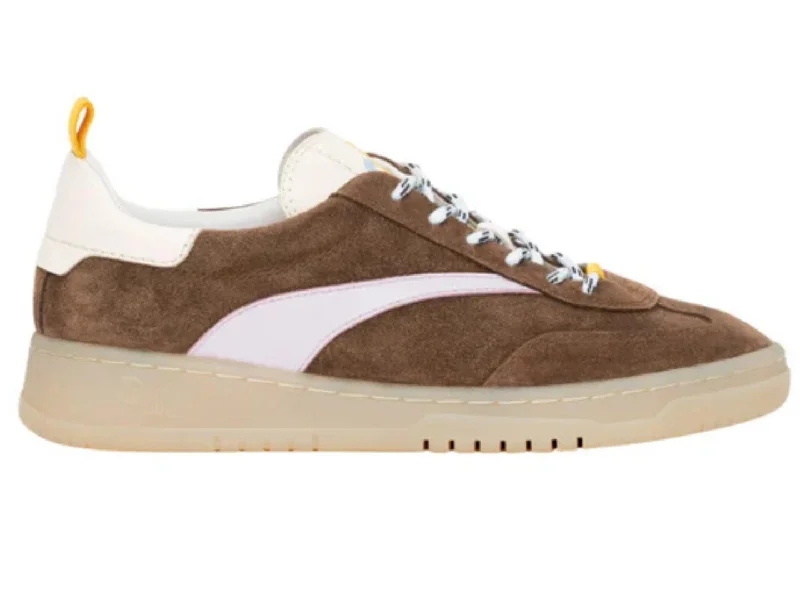 Stylish athletic shoes for gym selfies -Oncept: Panama in Chestnut