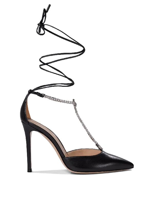 High heels with whisper-light uppers -GIANVITO ROSSI Elegant Heeled Pumps for Women