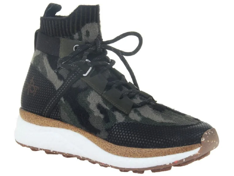 Athletic shoes for relaxed runs -OTBT: Hybrid in PINE Sneakers SALE