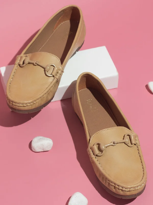 Affordable loafers for teens’ hikes-Women Beige Solid Loafers