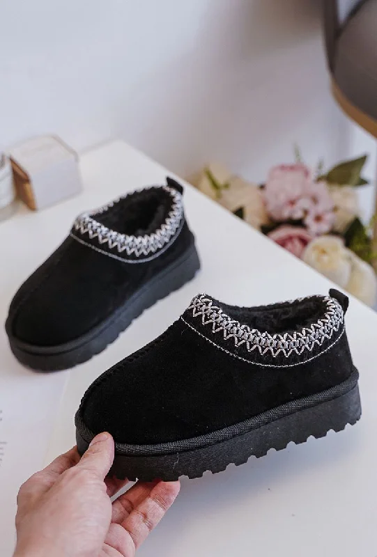 Slippers with tough soles -KIDS EMBROIDERY DETAIL FAUX FUR LINING SLIPPERS IN BLACK 25-30 SIZES