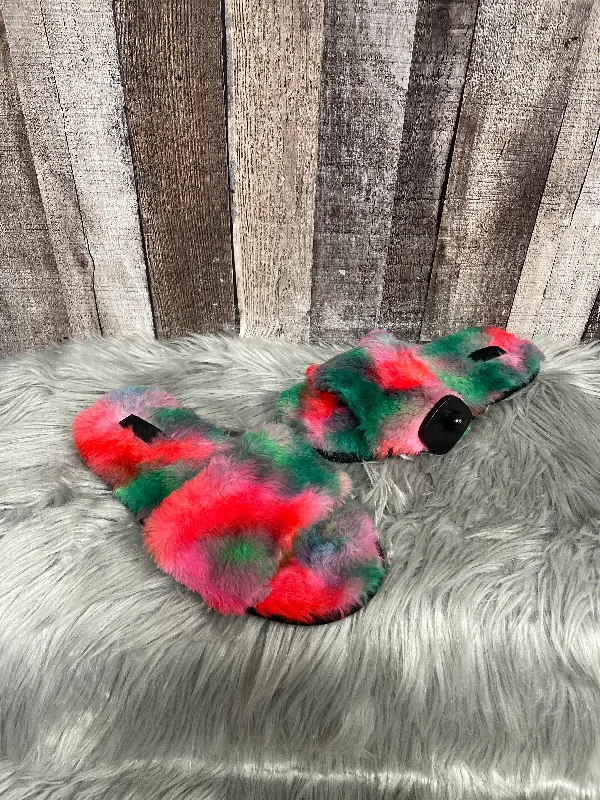 Custom slippers with initials -Multi-colored Slippers Pink, Size 9.5