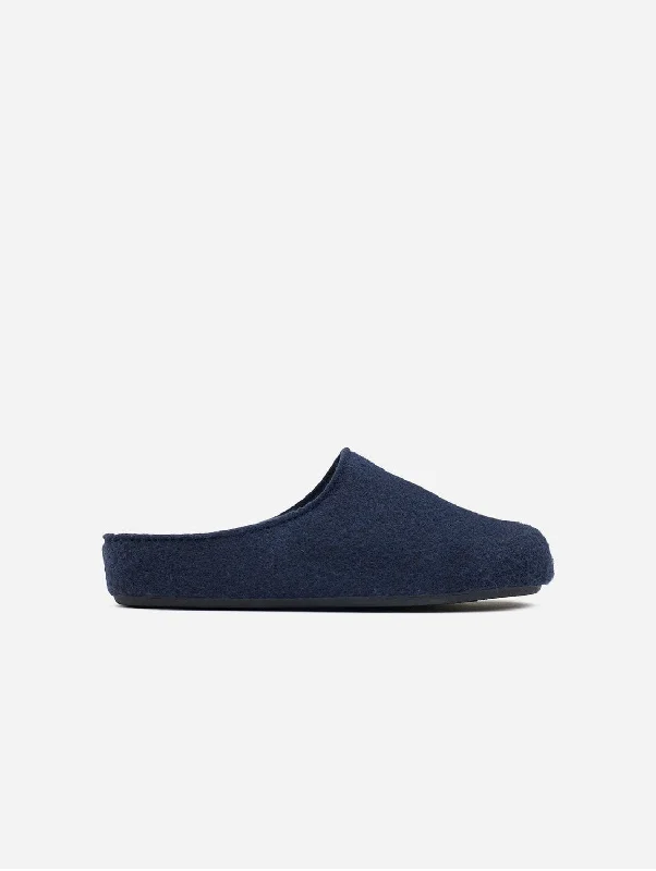 Slippers for indoor gardening -Date Women's Vegan Mule Slippers | Navy