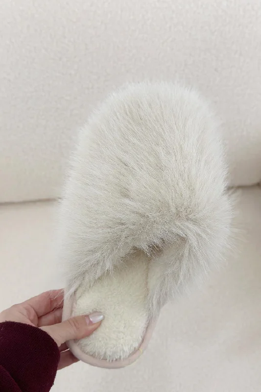 Slippers for rainy days -BEIGE FAUX FUR FLUFFY SLIPPERS