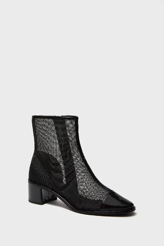 Boots for outdoor weddings -Nero Cap-Toe Heel Ankle Boot