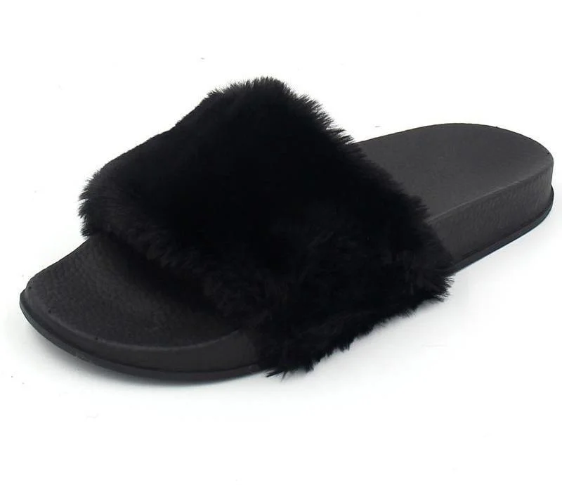 Slippers for indoor parties -The Leadcat Slippers Sandals.