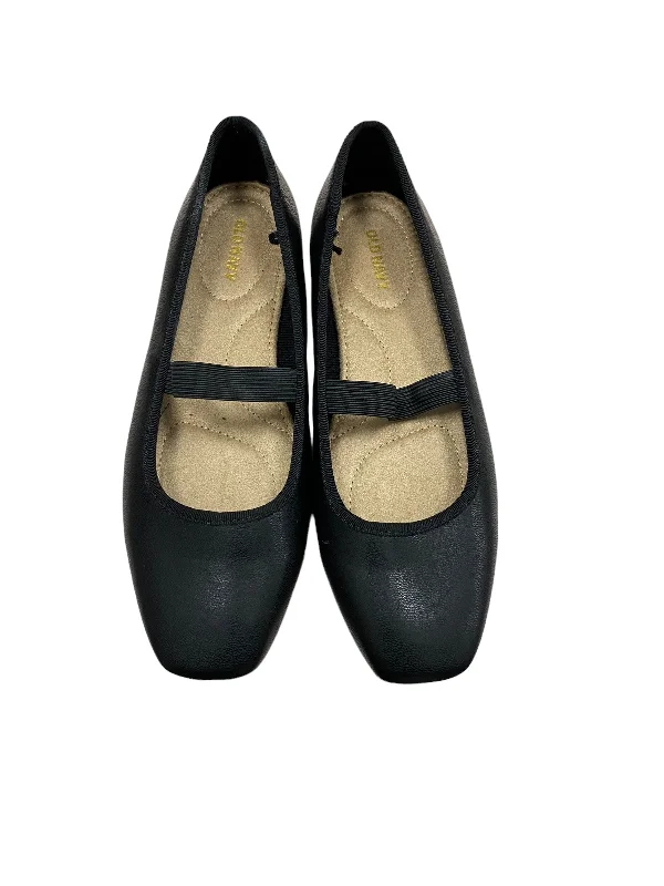 Flats with durable toe caps -Shoes Flats By Old Navy In Black, Size: 7