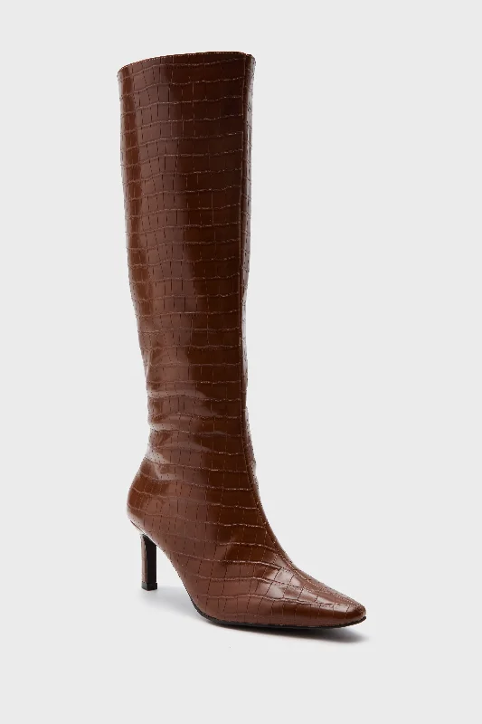 Boots for minimalist fashion -Cognac Croc Robbie Boots