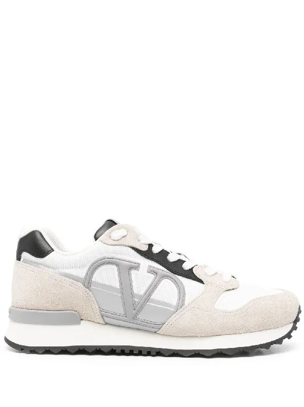 Athletic shoes with padded collar -VALENTINO GARAVANI Panelled Design Vlogo Pace Sneaker - Men