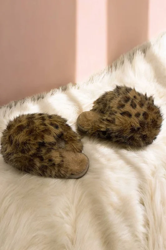 Slippers for indoor lounging -LEOPARD EXTREME OVERSIZED FAUX FUR FLUFFY SLIPPERS (PACK OF 36 PAIRS)