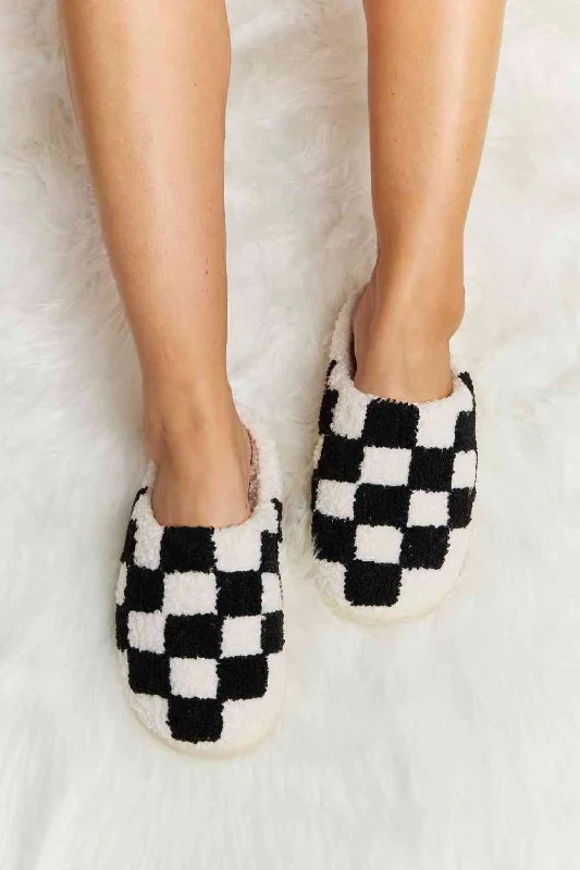 Slippers for arthritic feet -Melody Checkered Print Plush Slide Slippers