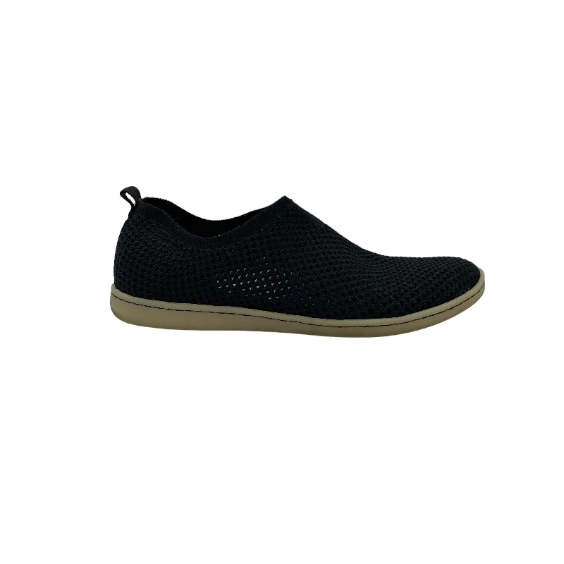 Flats with durable comfort -BLACK SHOES FLATS by BORN Size:7